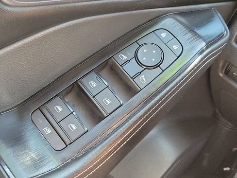 Used 2024 Nissan Rogue SV FWD image 13