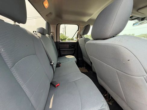 Used 2017 RAM 1500 Express w/ Black Ram 1500 Express Group AWD/4WD image 15
