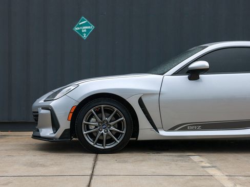 Used 2024 Subaru BRZ Premium RWD image 34