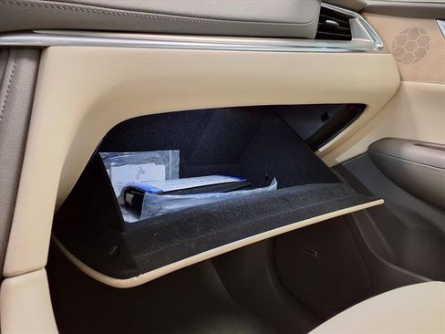 Used 2019 Cadillac XT5 Luxury image 28