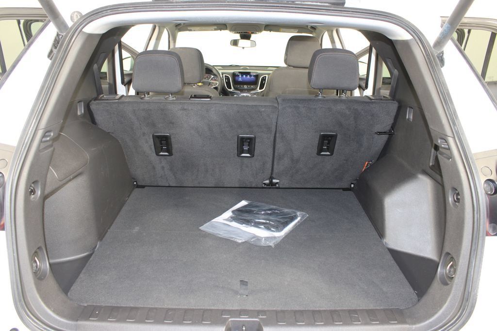 Used 2024 Chevrolet Equinox LT FWD image 18