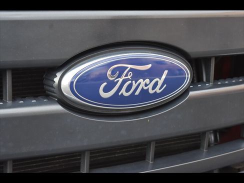 Used 2015 Ford F250 XL w/ XL Value Package image 39