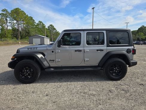 Used 2021 Jeep Wrangler Unlimited Sport AWD/4WD image 6