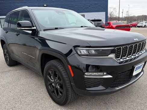 Used 2022 Jeep Grand Cherokee Limited AWD/4WD image 8