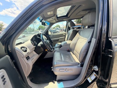Used 2011 Honda Pilot Touring image 20