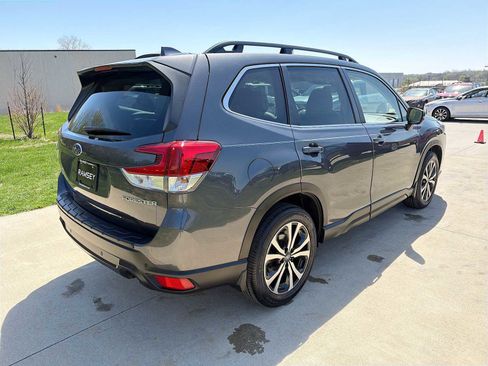 Certified 2023 Subaru Forester Limited AWD/4WD image 6