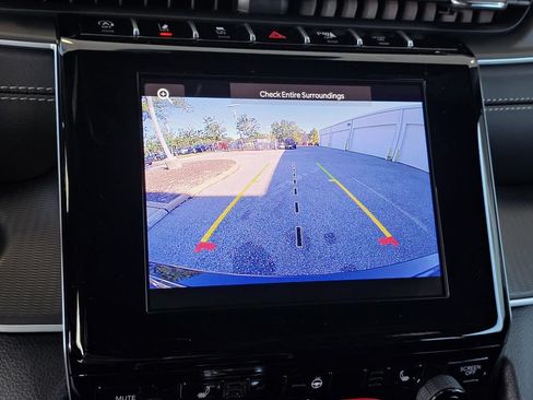 New 2025 Jeep Grand Cherokee Laredo X w/ Luxury Tech Group I RWD image 15