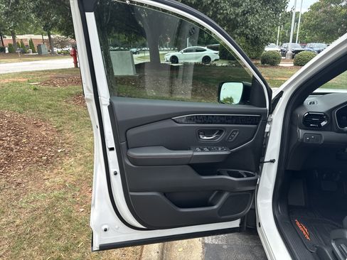 Used 2026 Honda Passport TrailSport Elite image 14