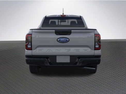 New 2026 Ford Ranger XLT w/ Equipment Group 301A High AWD/4WD image 5