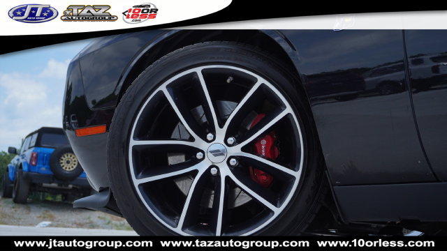 Used 2018 Dodge Challenger R/T Scat Pack RWD image 3