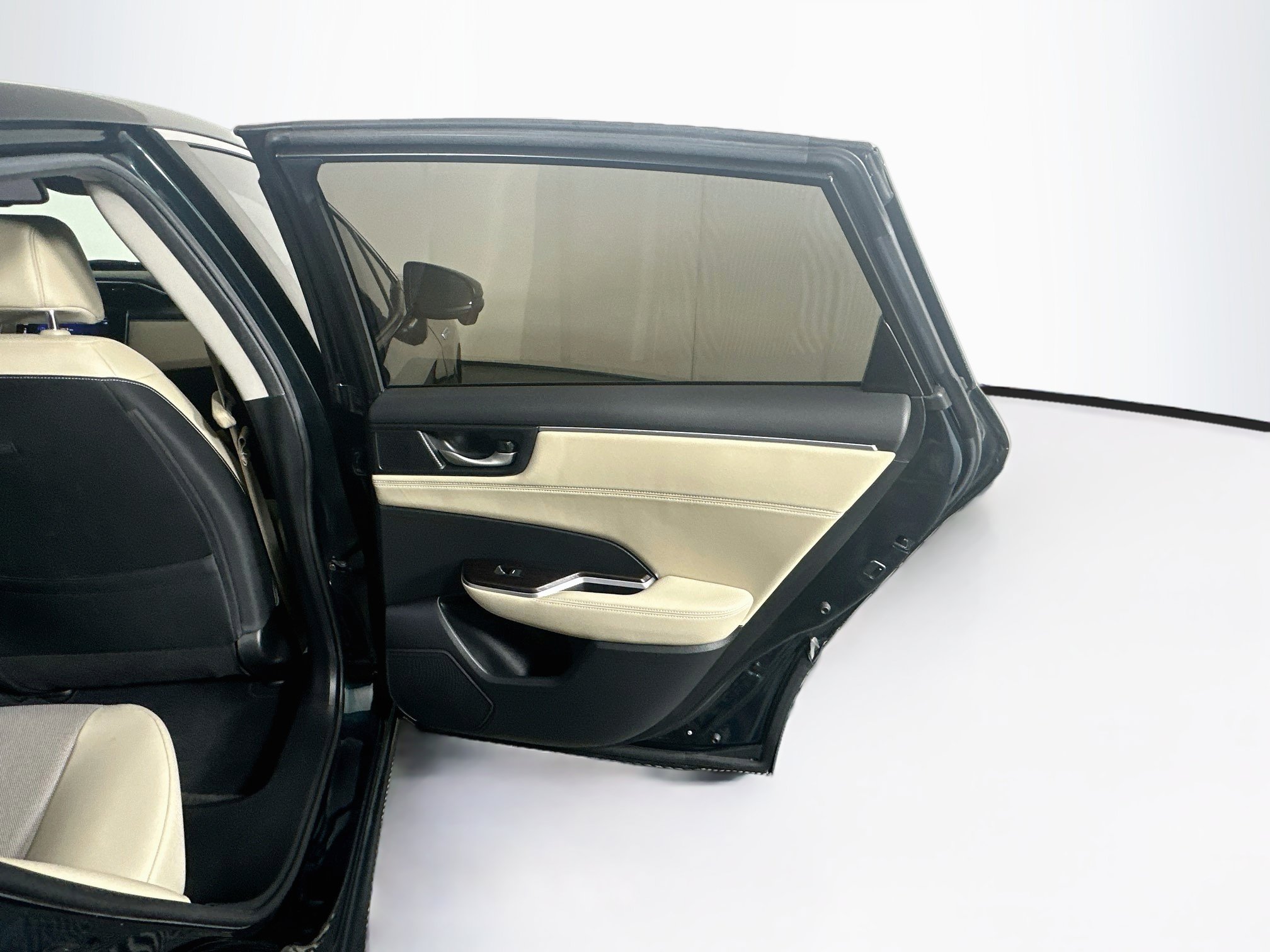 Used 2019 Honda Clarity Plug-In Hybrid image 27