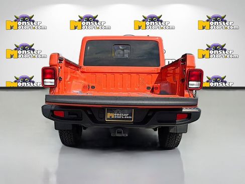 Used 2023 Jeep Gladiator Willys image 27