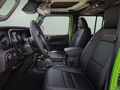 New 2026 Jeep Wrangler Unlimited Rubicon AWD/4WD image 14