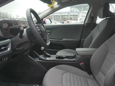 Used 2025 Kia K4 EX image 34