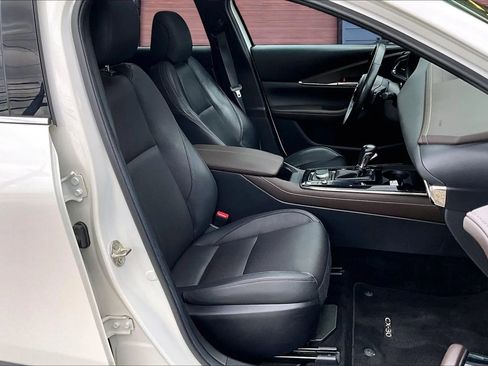 Used 2021 MAZDA CX-30 2.5 Turbo w/ Premium Package image 7