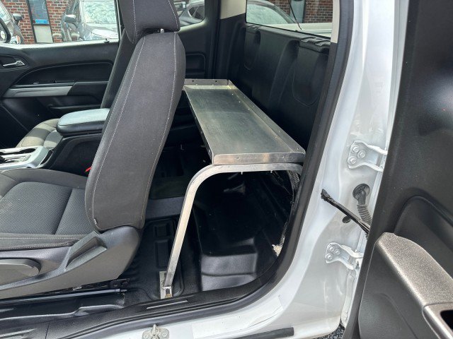 Used 2022 Chevrolet Colorado LT w/ Fleet Safety Package RWD image 21