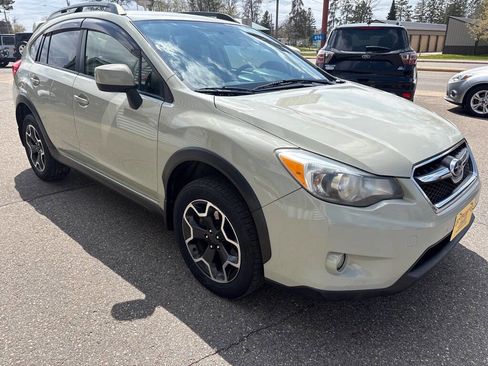 Used 2013 Subaru Crosstrek 2.0i Limited AWD/4WD image 4