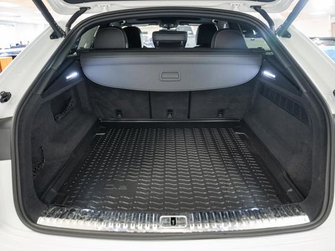 Used 2025 Audi Q8 Premium Plus AWD/4WD image 10