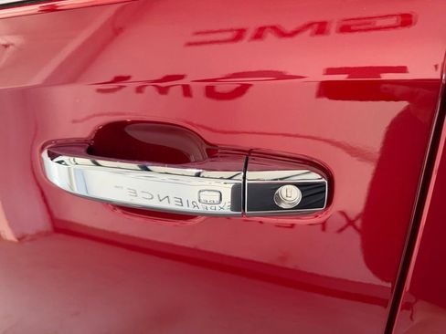 New 2026 GMC Sierra 1500 SLT w/ SLT Premium Plus Package image 10