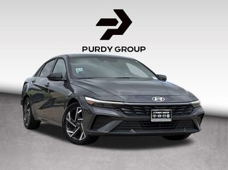 Used 2025 Hyundai Elantra Sport FWD video 1