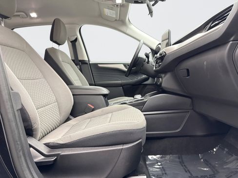 Used 2022 Ford Escape SE w/ Convenience Package image 16