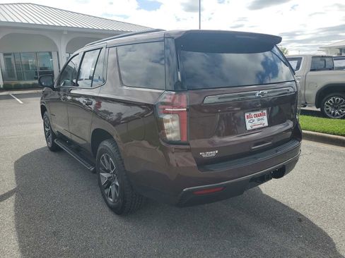 Certified 2022 Chevrolet Tahoe Z71 w/ Luxury Package image 3