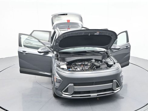 Used 2024 Hyundai Kona Limited image 32