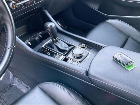 Used 2023 MAZDA MAZDA3 s image 15