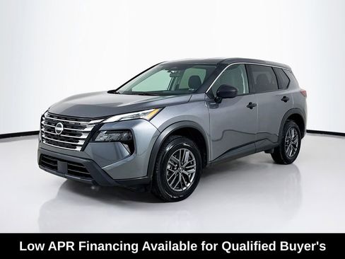 Used 2024 Nissan Rogue S FWD image 3