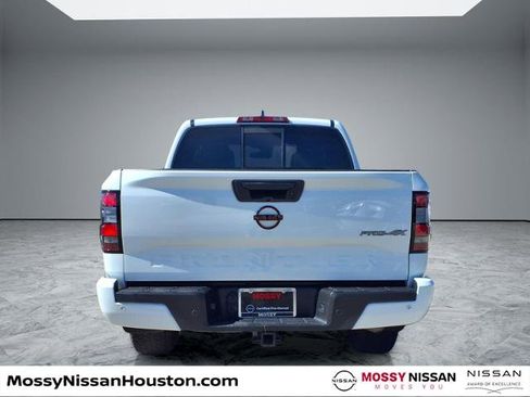 Certified 2022 Nissan Frontier PRO-4X w/ Pro-4X Premium Package image 6