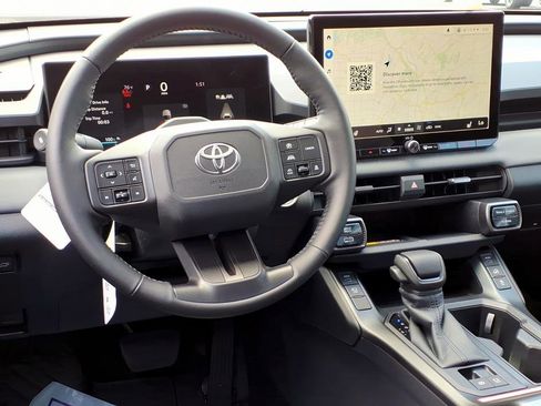 New 2026 Toyota RAV4 XSE AWD/4WD image 7