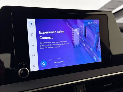 Certified 2025 Toyota Prius XLE FWD image 7