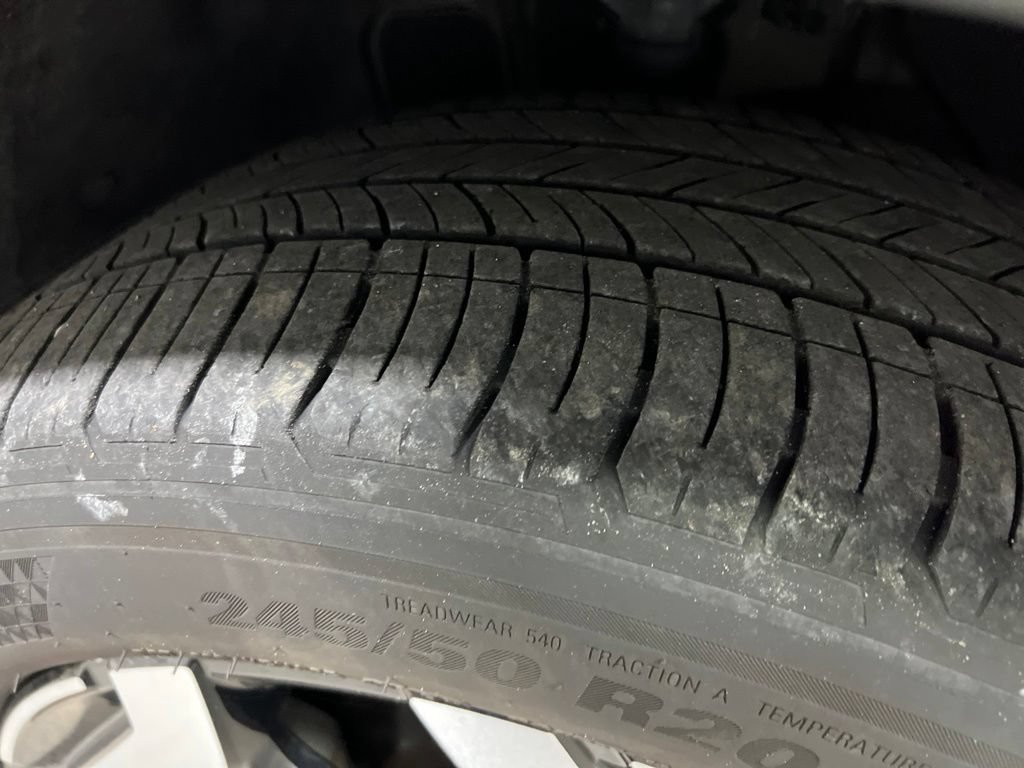 Used 2025 Kia Telluride S FWD image 40