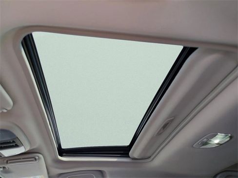 Used 2024 Subaru Crosstrek 2.5i Limited w/ Crosstrek Mirror Package image 20