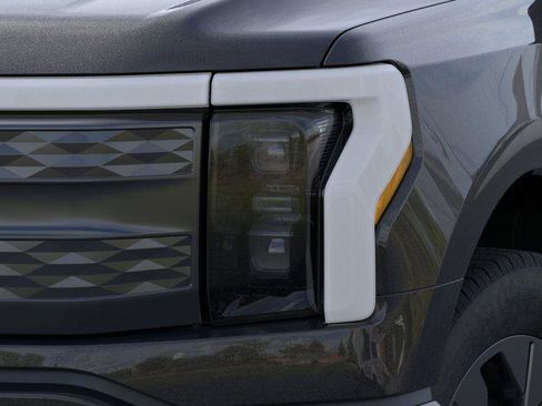 New 2025 Ford F150 Lightning Lariat image 18