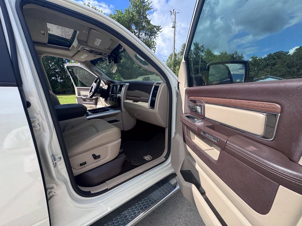 Used 2018 RAM 1500 Laramie w/ Convenience Group RWD image 28