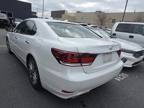 Used 2014 Lexus LS 460 image 3
