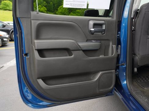 Used 2018 Chevrolet Silverado 1500 LT w/ All Star Edition AWD/4WD image 19