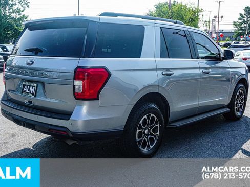 Used 2024 Ford Expedition XLT RWD image 5