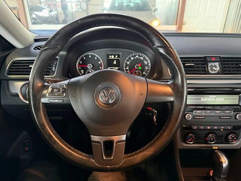 Used 2015 Volkswagen Passat 1.8T Wolfsburg Edition FWD image 15