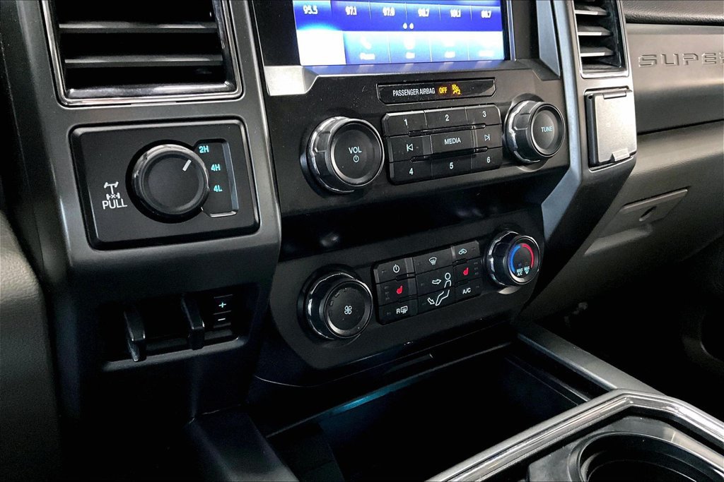 Used 2021 Ford F250 XLT w/ XLT Premium Package AWD/4WD image 15