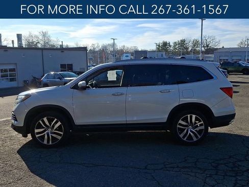 Used 2017 Honda Pilot Touring image 4