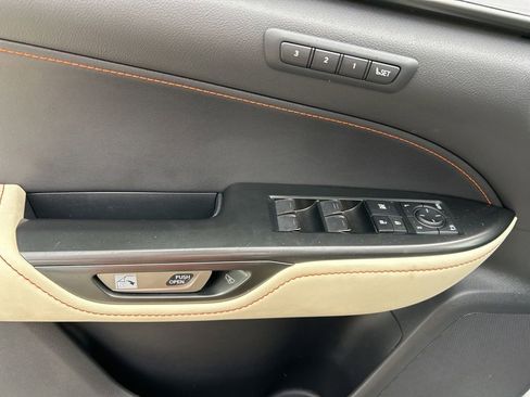 Used 2022 Lexus NX 250 FWD w/ Premium Package image 18