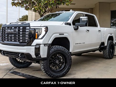 Used 2025 GMC Sierra 2500 Denali Ultimate image 5