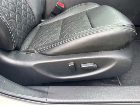 Used 2016 Nissan Maxima Platinum FWD image 11