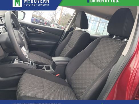 Used 2020 Nissan Rogue Sport SV image 16