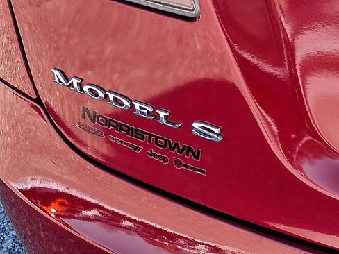 Used 2016 Tesla Model S 85D image 23