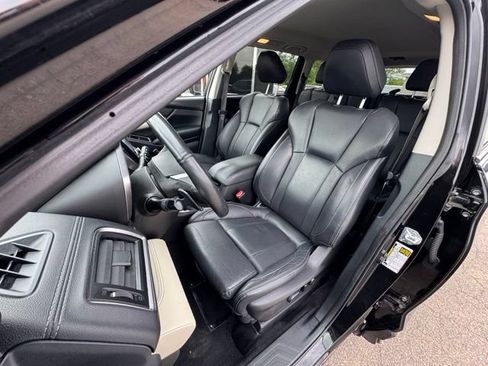 Used 2022 Subaru Ascent Limited AWD/4WD image 9