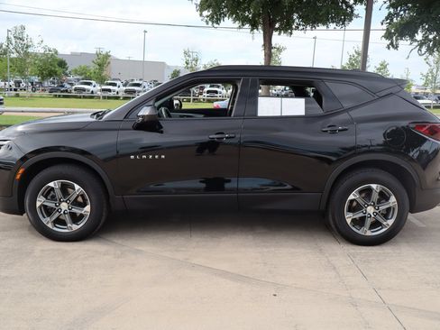 Used 2024 Chevrolet Blazer LT w/ Convenience Package FWD image 7