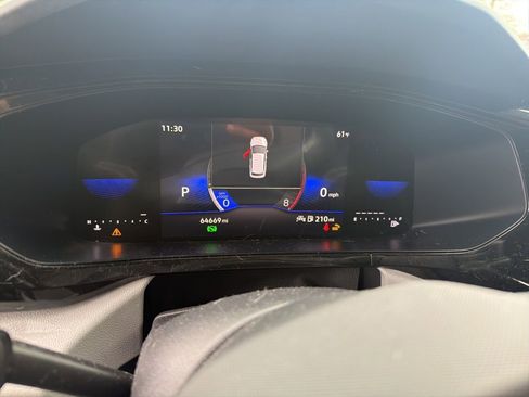 Used 2024 Volkswagen Taos S image 15